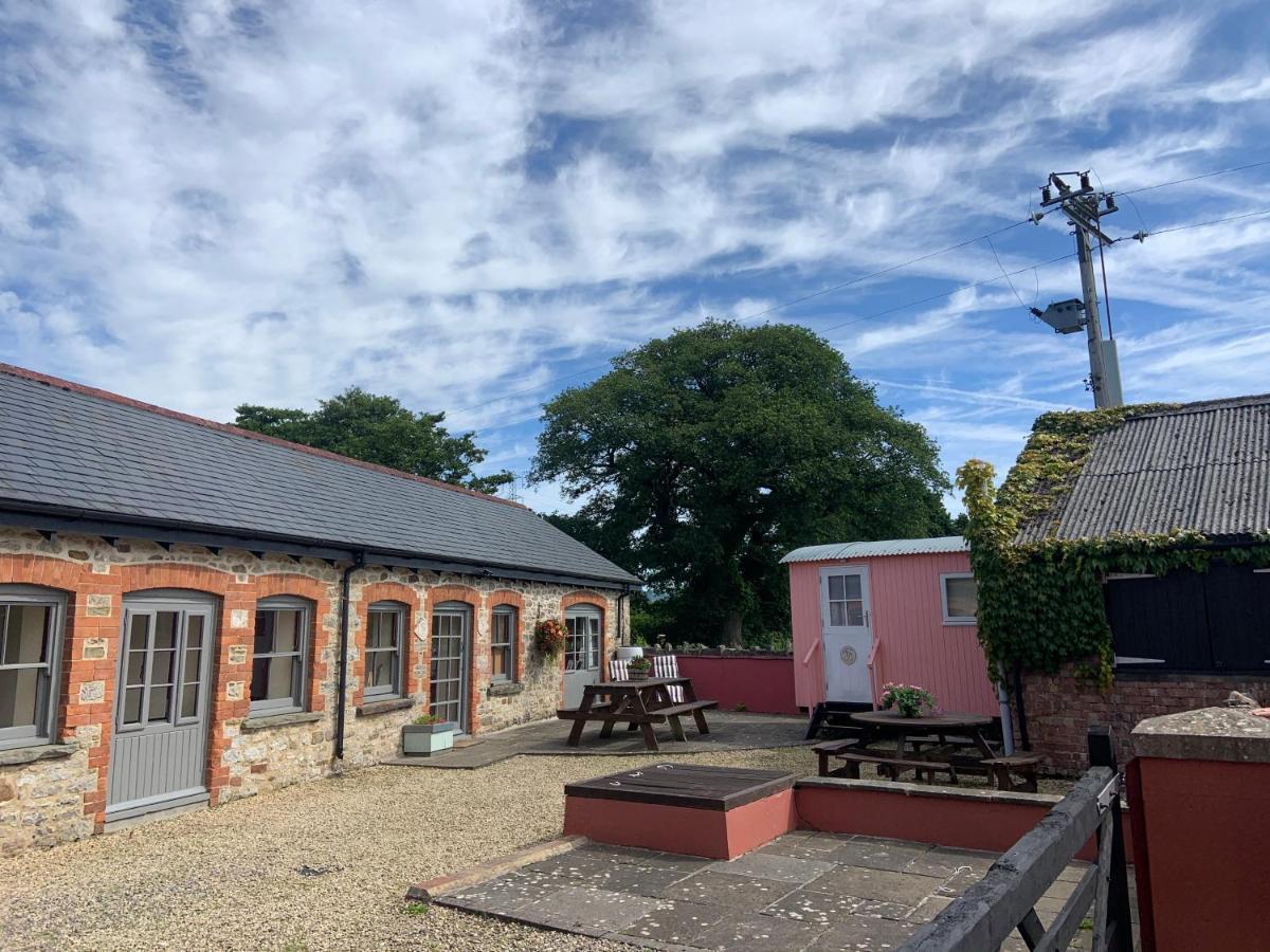 Swallow Cottage At Duffryn Mawr Cottages Hensol Exterior photo
